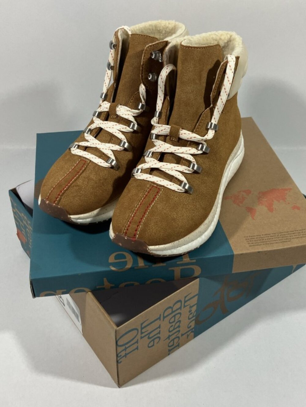 OTBT Off The Beaten Track BUCKLY Boots Sneaker Walking Shoes Booties Camel Sz 7